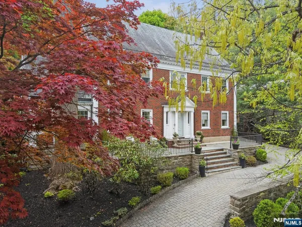$2,150,000 | 174 Highland Avenue, Montclair, NJ 07042