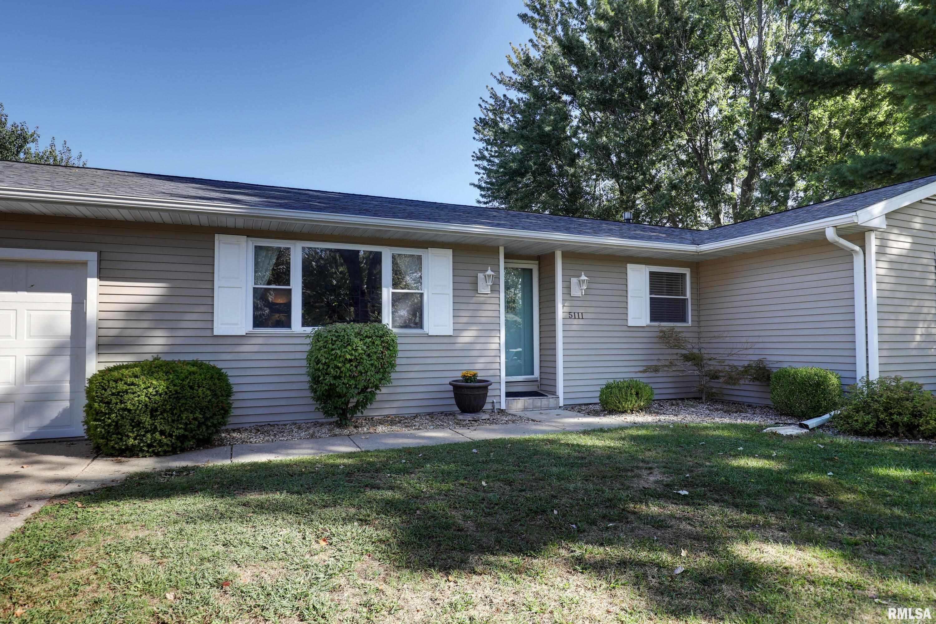 5111 Hanley Road Quincy, IL 62305 - Photo 2 of 21