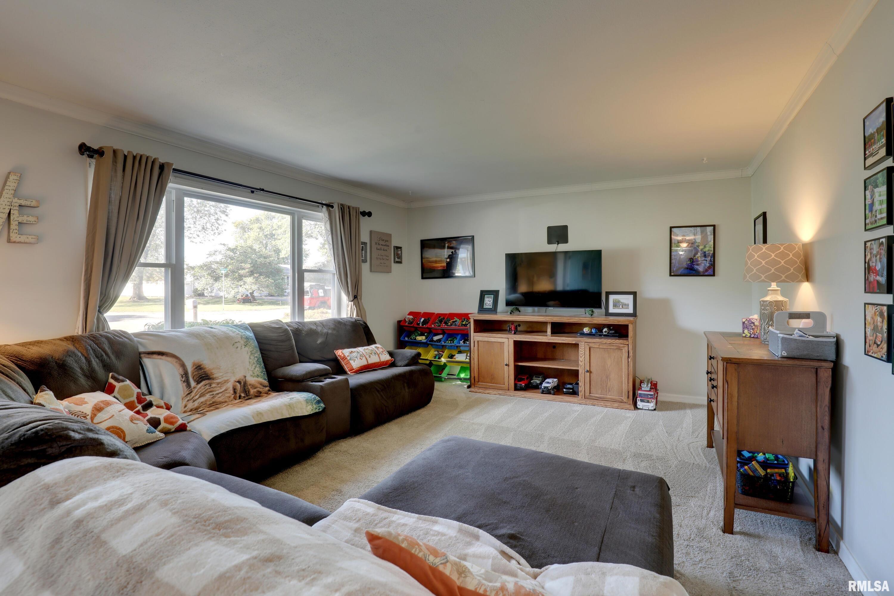 5111 Hanley Road Quincy, IL 62305 - Photo 4 of 21