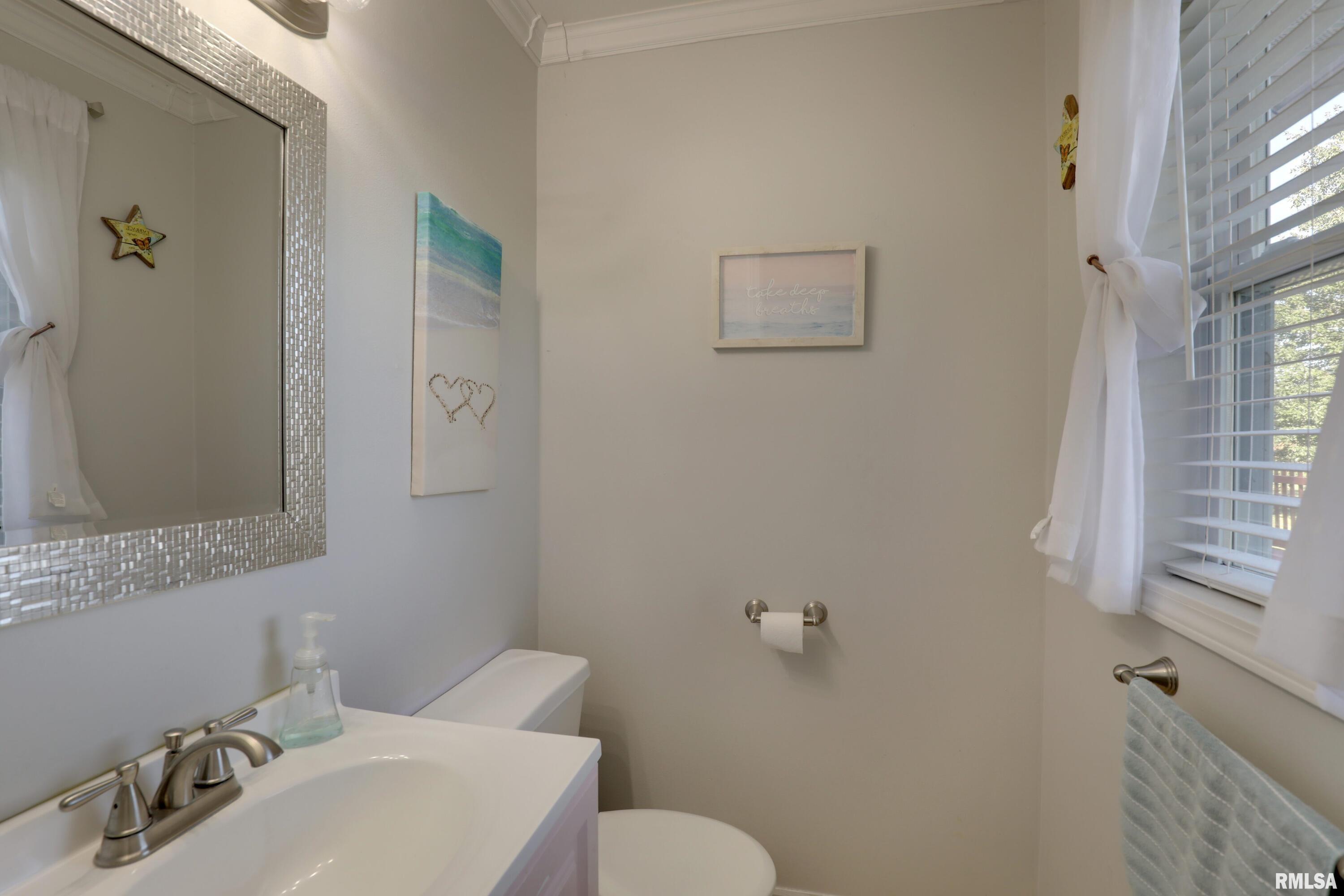 5111 Hanley Road Quincy, IL 62305 - Photo 9 of 21