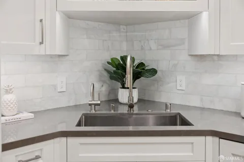 $1,495,000 | 704 18th Street, San Francisco, CA 94107