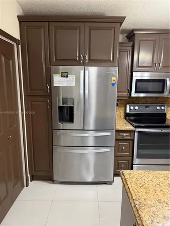 $730,000 | 910 Southwest 140th Avenue, Miami, FL 33184