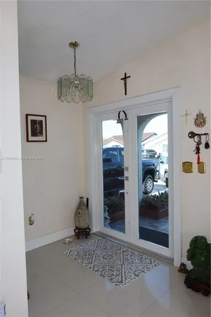 a view of a room with an empty space