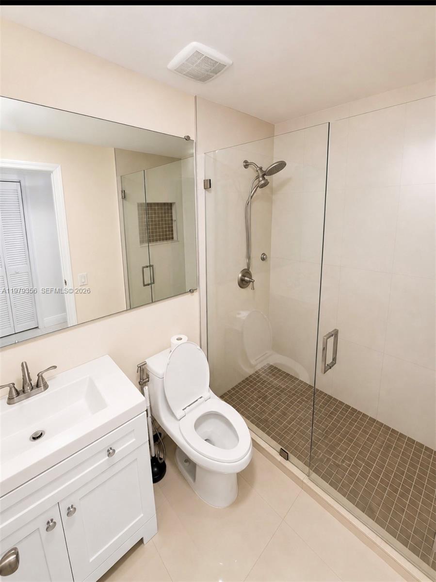 910 Southwest 140th Avenue Miami, FL 33184 - Photo 16 of 21