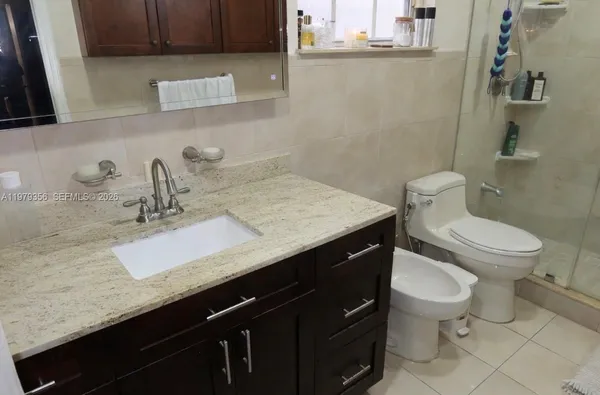 $730,000 | 910 Southwest 140th Avenue, Miami, FL 33184