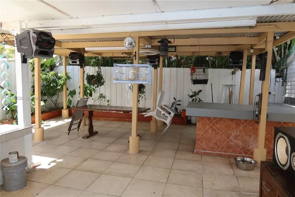 $730,000 | 910 Southwest 140th Avenue, Miami, FL 33184