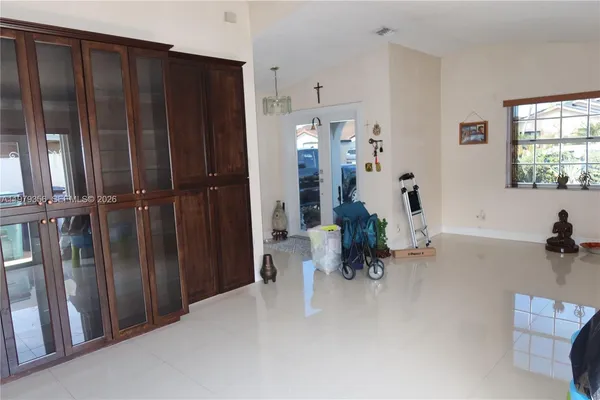 $730,000 | 910 Southwest 140th Avenue, Miami, FL 33184