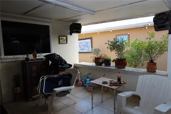 $730,000 | 910 Southwest 140th Avenue, Miami, FL 33184