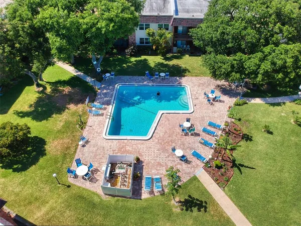 $299,000 | 3800 Saxon Drive, Unit 250, New Smyrna Beach, FL 32169