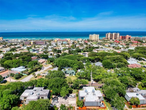 $299,000 | 3800 Saxon Drive, Unit 250, New Smyrna Beach, FL 32169