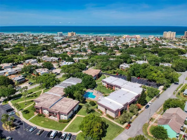 $299,000 | 3800 Saxon Drive, Unit 250, New Smyrna Beach, FL 32169