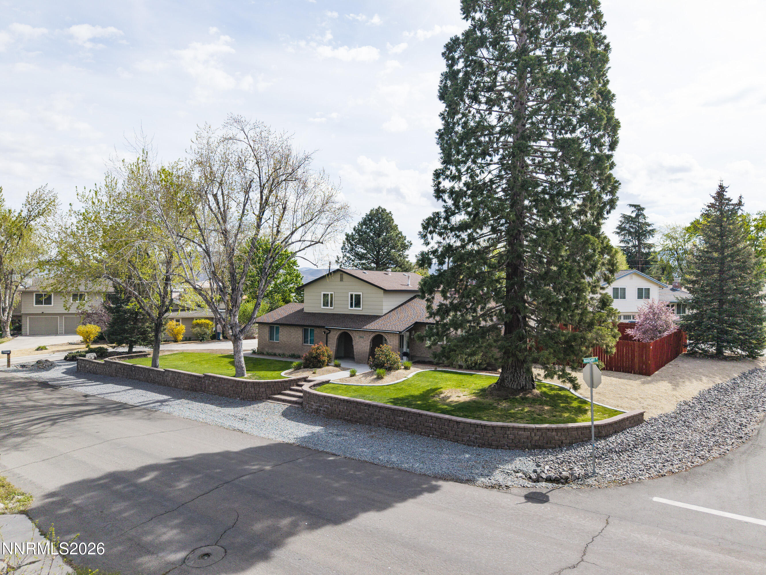 12065 Stoneybrook Drive Reno, NV 89511 - Photo 3 of 58 StoneyBrook12065-055