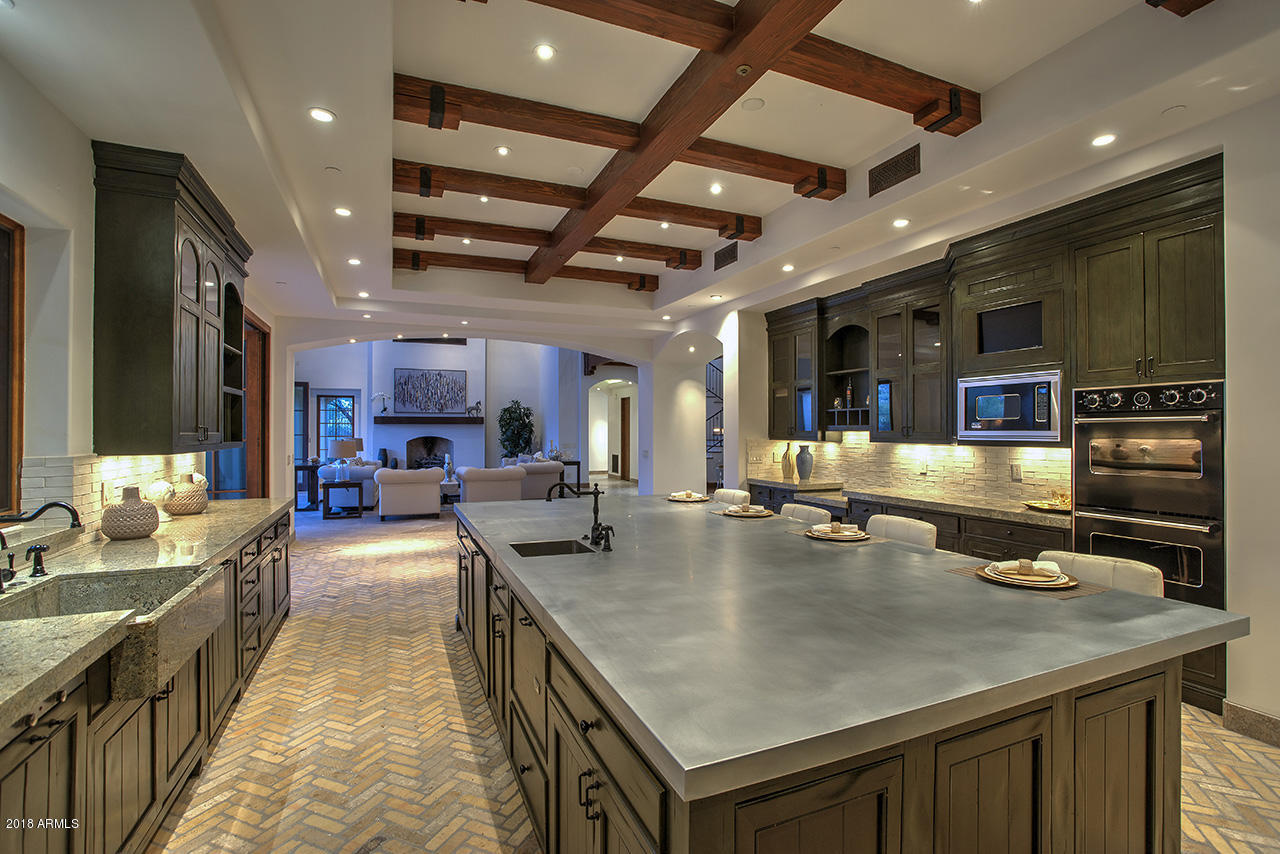 10284 East Mountain Spring Road Scottsdale, AZ 85255 - Photo 25 of 69 Kitchen