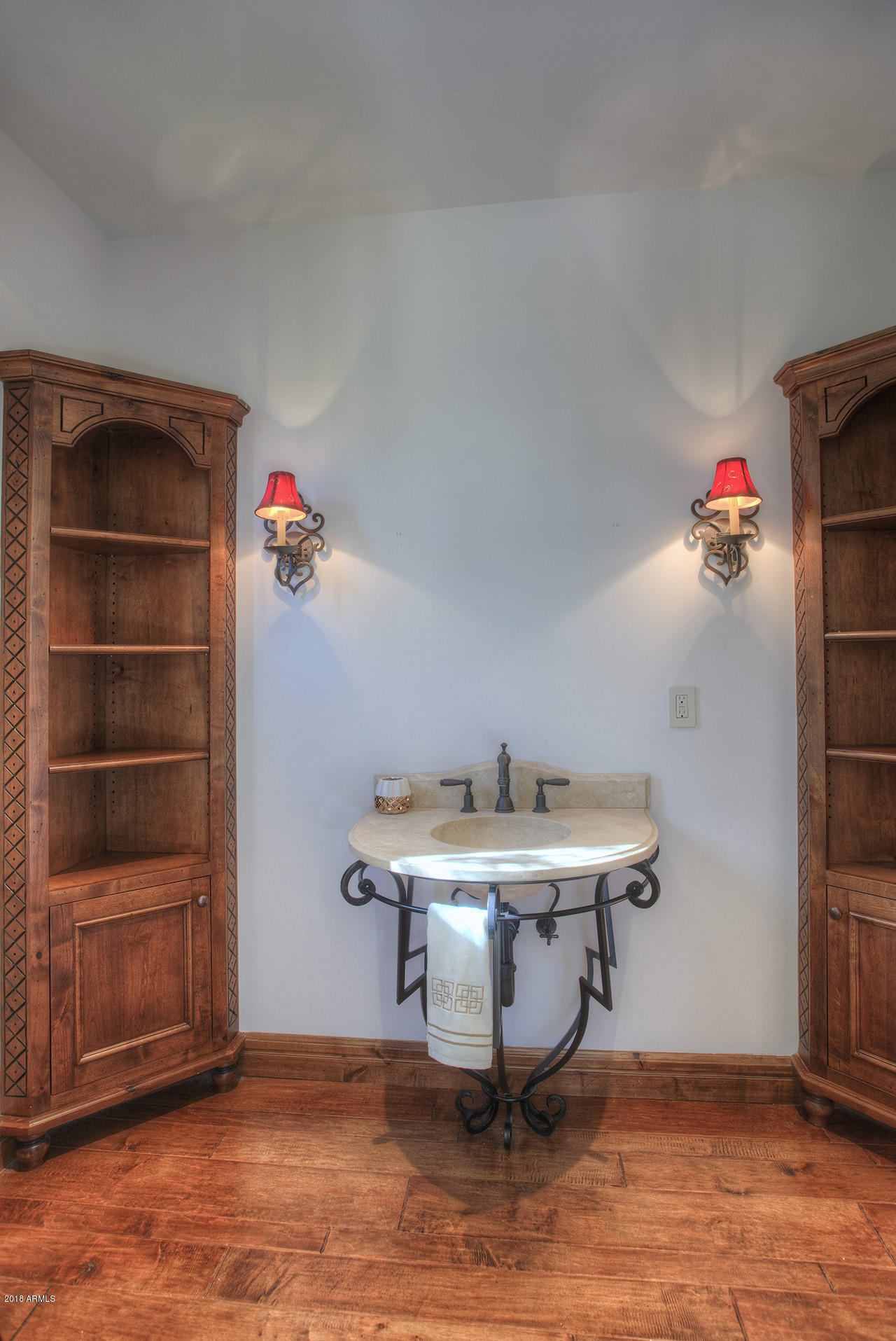 10284 East Mountain Spring Road Scottsdale, AZ 85255 - Photo 31 of 69 Office/Den Bath