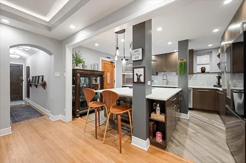 $619,000 | 609 West Stratford Place, Unit 3B, Chicago, IL 60657