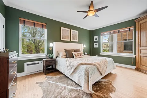 $619,000 | 609 West Stratford Place, Unit 3B, Chicago, IL 60657