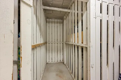 $619,000 | 609 West Stratford Place, Unit 3B, Chicago, IL 60657