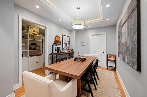 $619,000 | 609 West Stratford Place, Unit 3B, Chicago, IL 60657