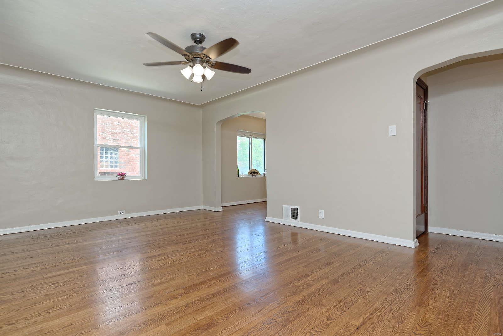 710 Reed Avenue St. Louis, MO 63125 - Photo 8 of 31 Gallery Image 8