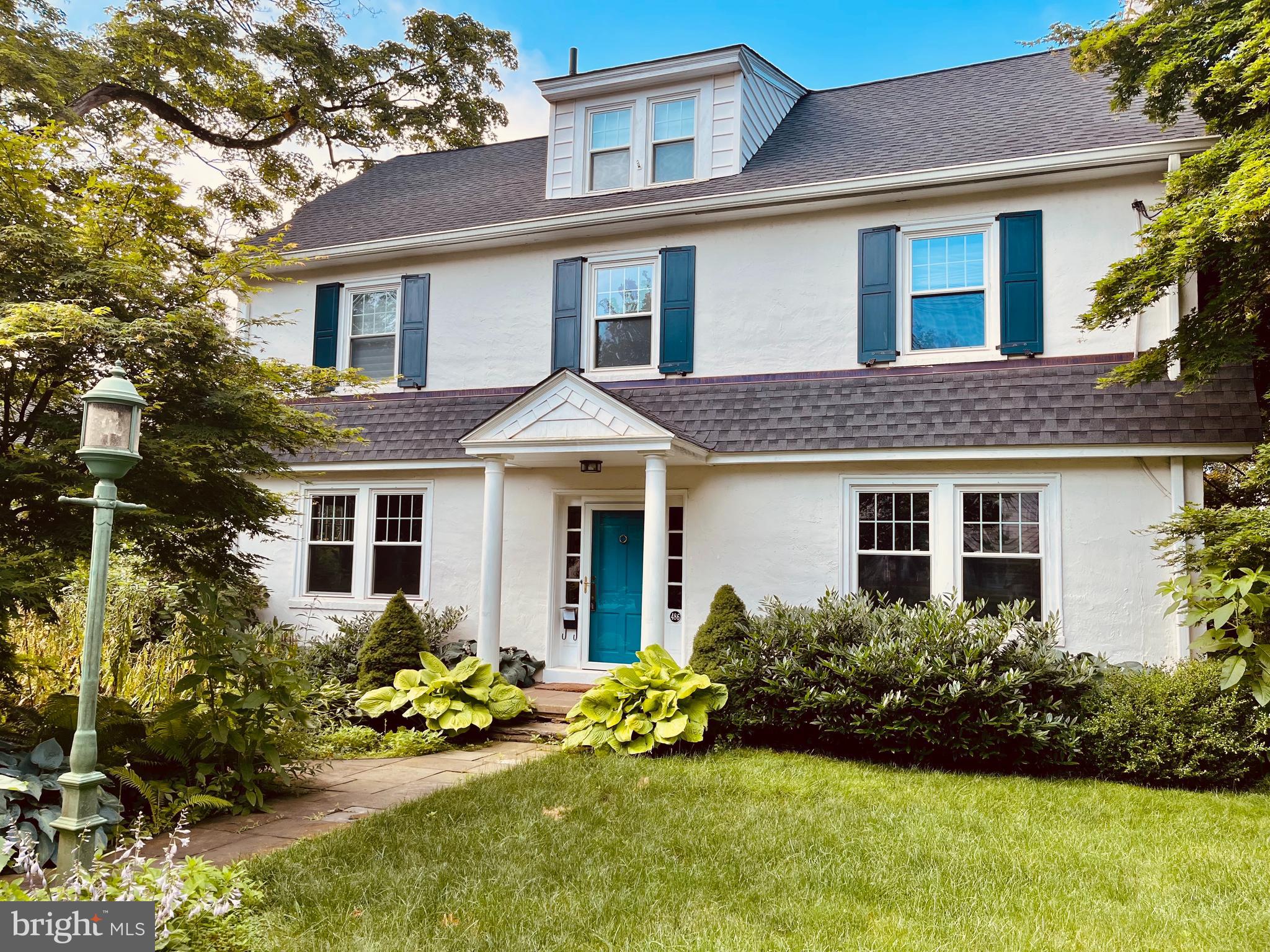 Welcome to 486 Saint Davids Ave.