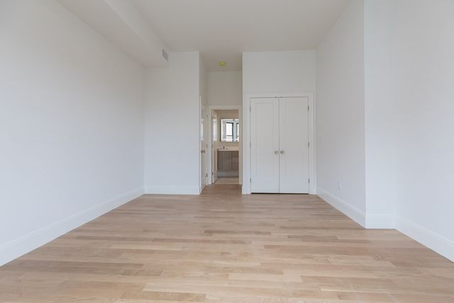 $1,089,000 | 563 Columbus Avenue, Unit PH, Boston, MA 02118