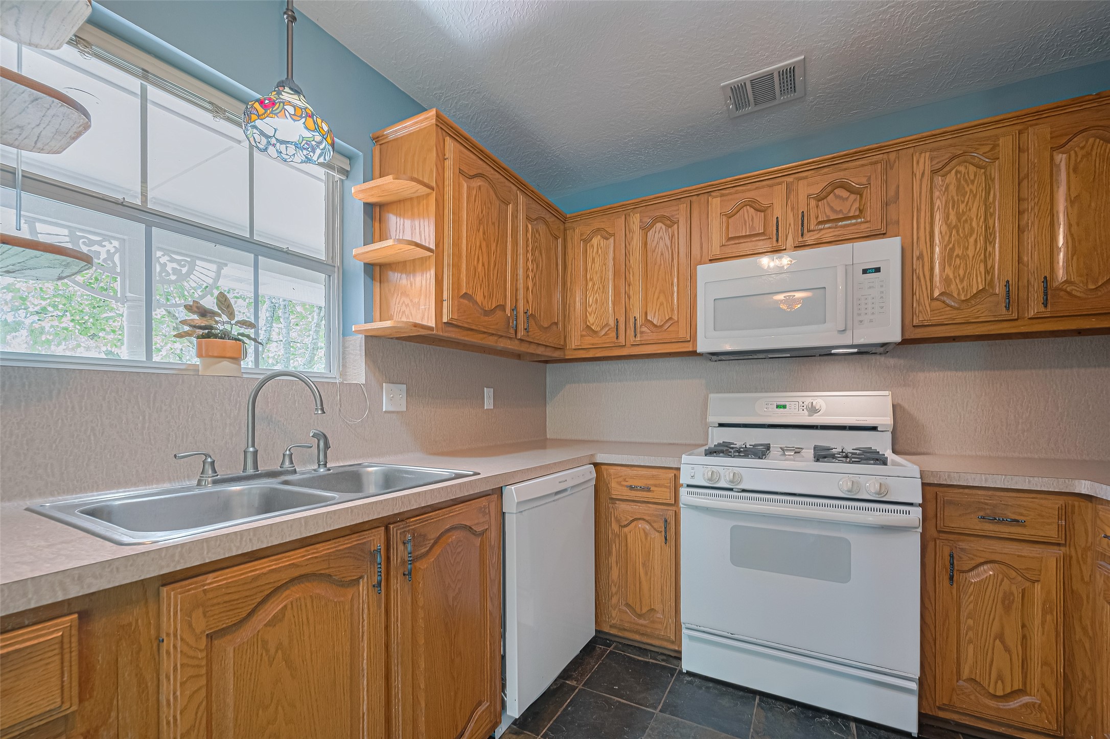 144 Pin Oak Lane Hempstead, TX 77445 - Photo 19 of 50
