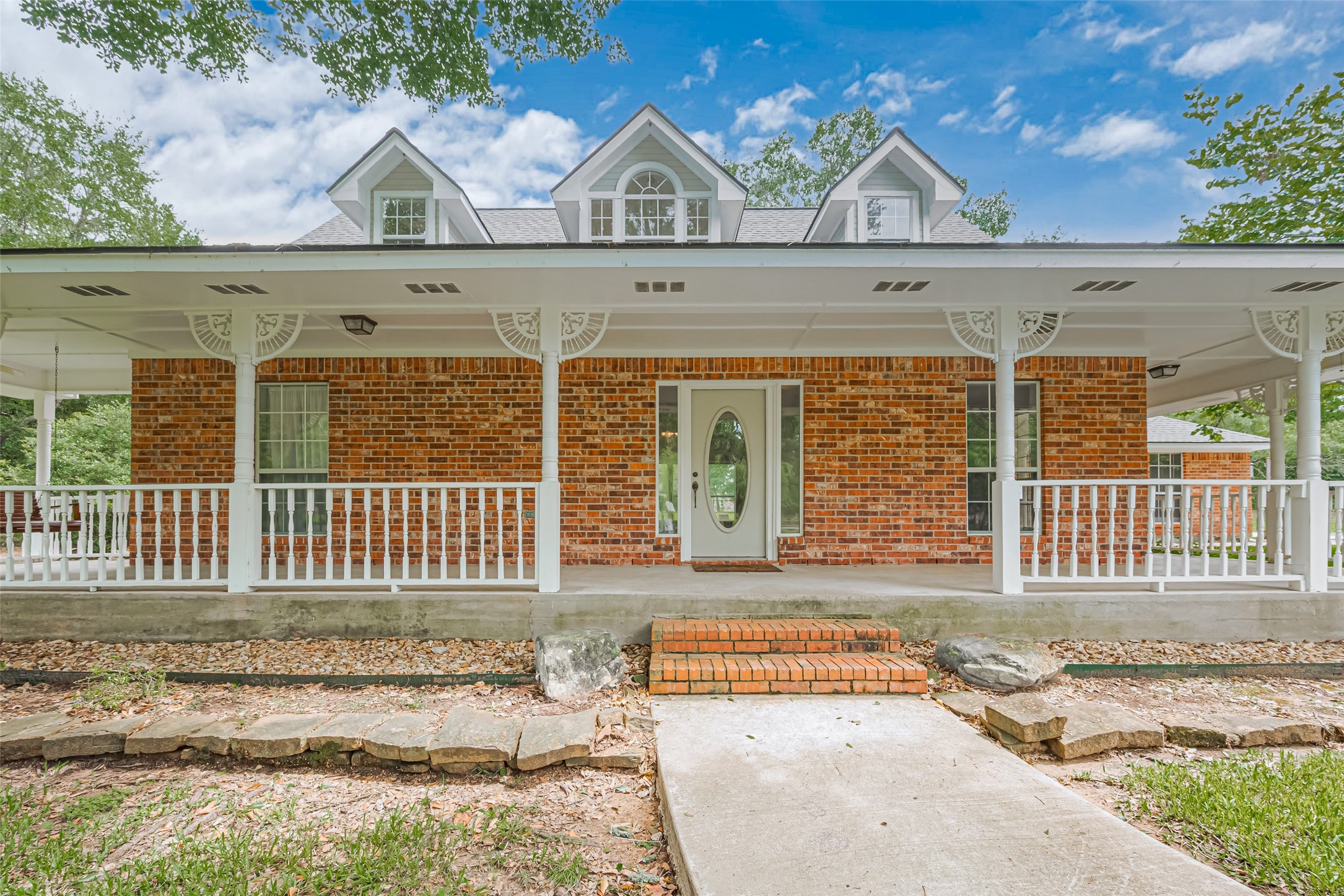 144 Pin Oak Lane Hempstead, TX 77445 - Photo 2 of 50