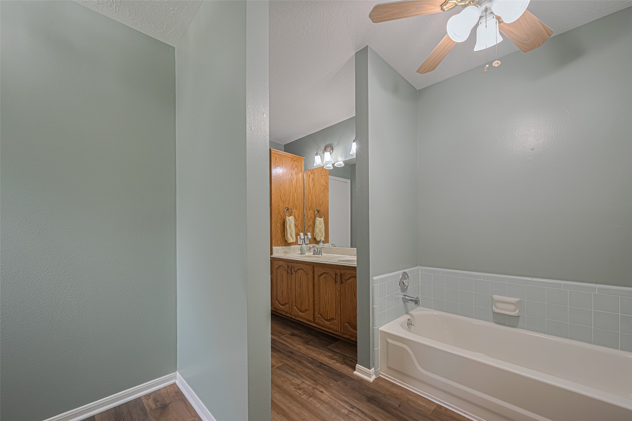 144 Pin Oak Lane Hempstead, TX 77445 - Photo 32 of 50