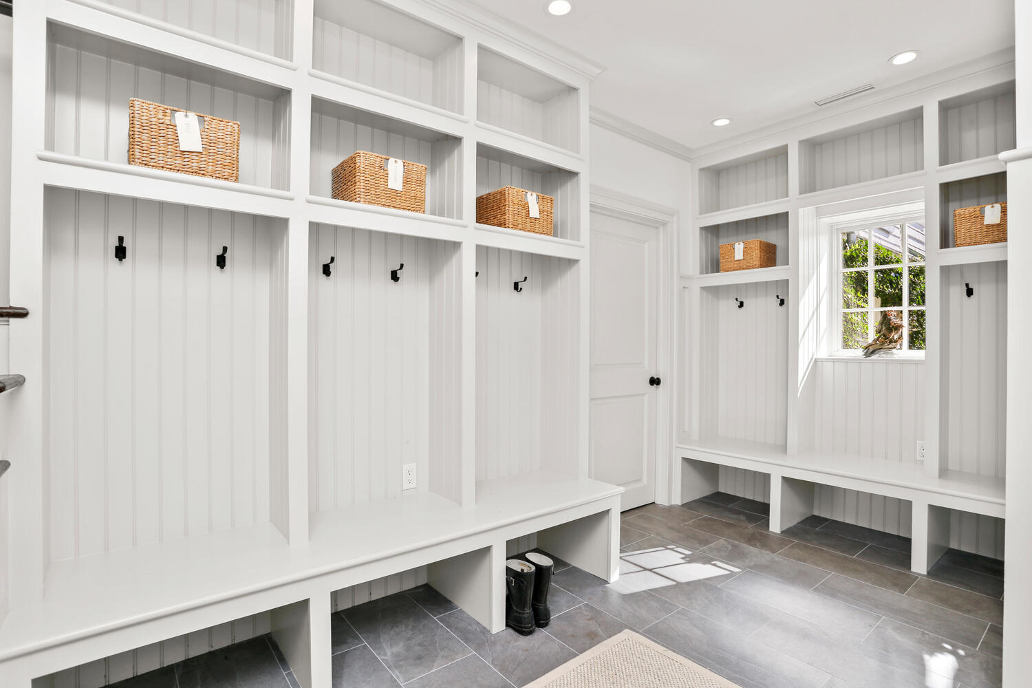 43 Contentment Island Road Darien, CT 06820 - Photo 35 of 59 43 Contentment Island Darien-large-035-0