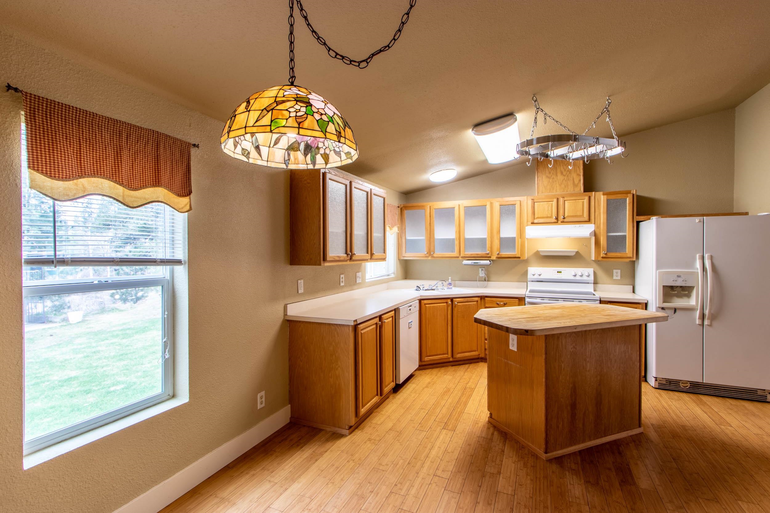 15114 South Carstens Road Edwall, WA 99008 - Photo 14 of 40