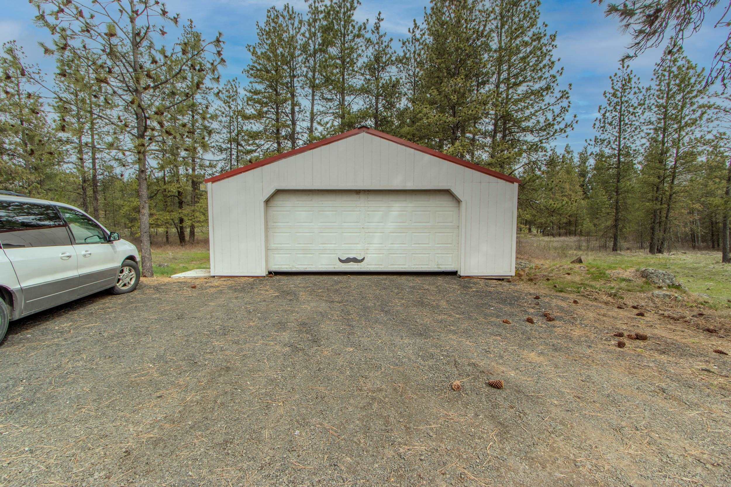 15114 South Carstens Road Edwall, WA 99008 - Photo 24 of 40
