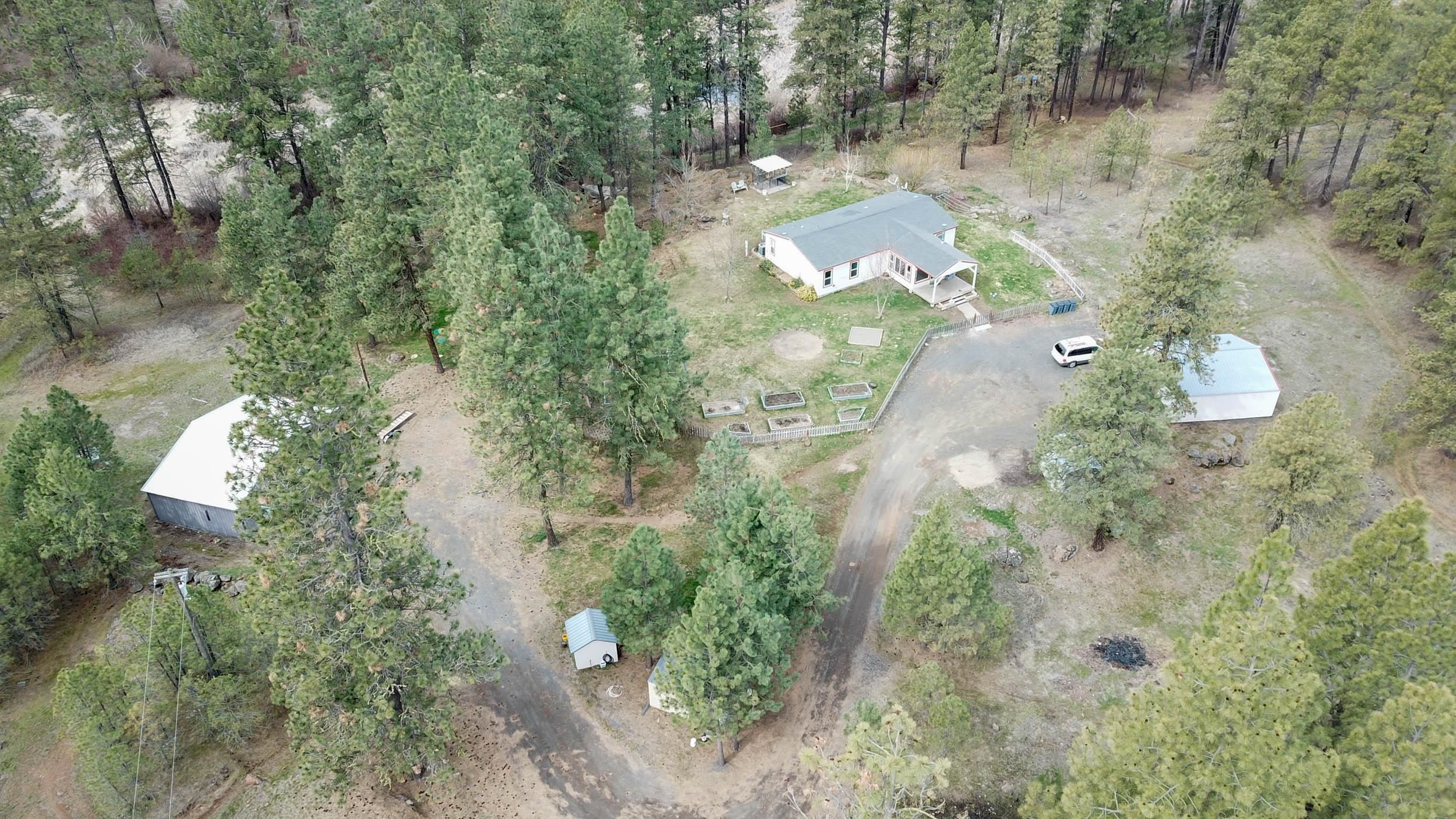 15114 South Carstens Road Edwall, WA 99008 - Photo 38 of 40