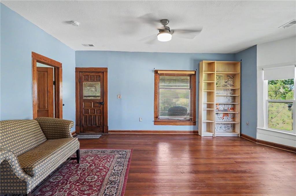 37725 Harmony Road Paola, KS 66071 - Photo 8 of 36