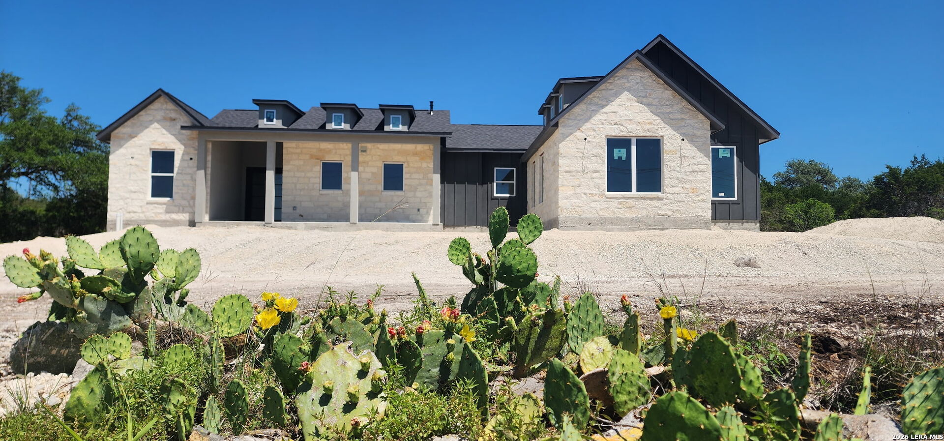 129 Rayner Place Spring Branch, TX 78070 - Photo 1 of 37