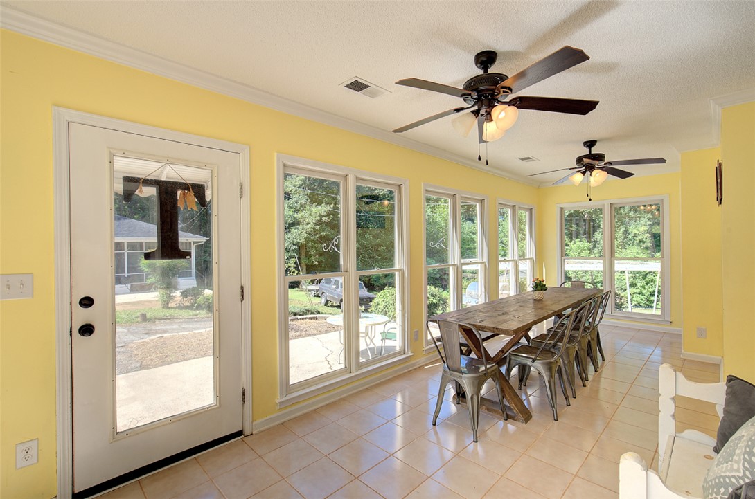 409 Hood Road Greenville, SC 29611 - Photo 17 of 49 Gallery Image 17