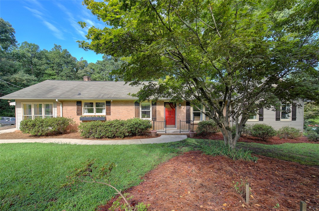 409 Hood Road Greenville, SC 29611 - Photo 2 of 49 Gallery Image 2