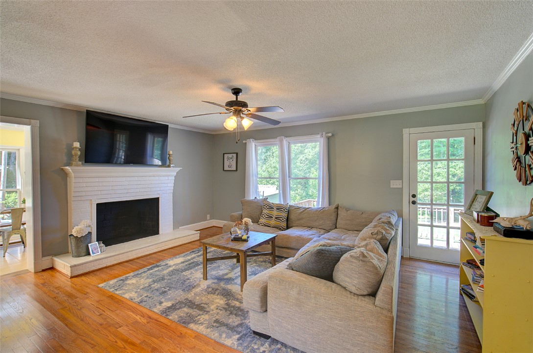 409 Hood Road Greenville, SC 29611 - Photo 22 of 49 Gallery Image 22