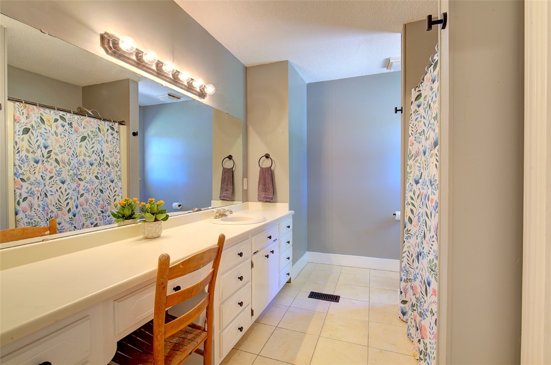 409 Hood Road Greenville, SC 29611 - Photo 34 of 49 Gallery Image 34