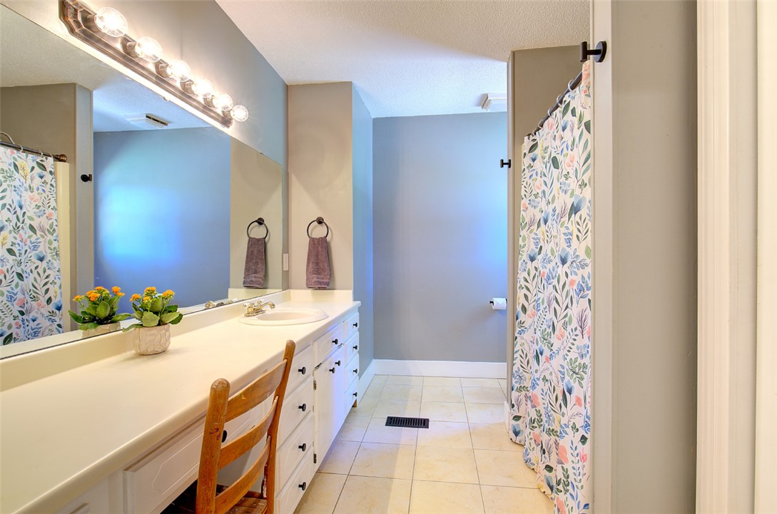 409 Hood Road Greenville, SC 29611 - Photo 35 of 49 Gallery Image 35