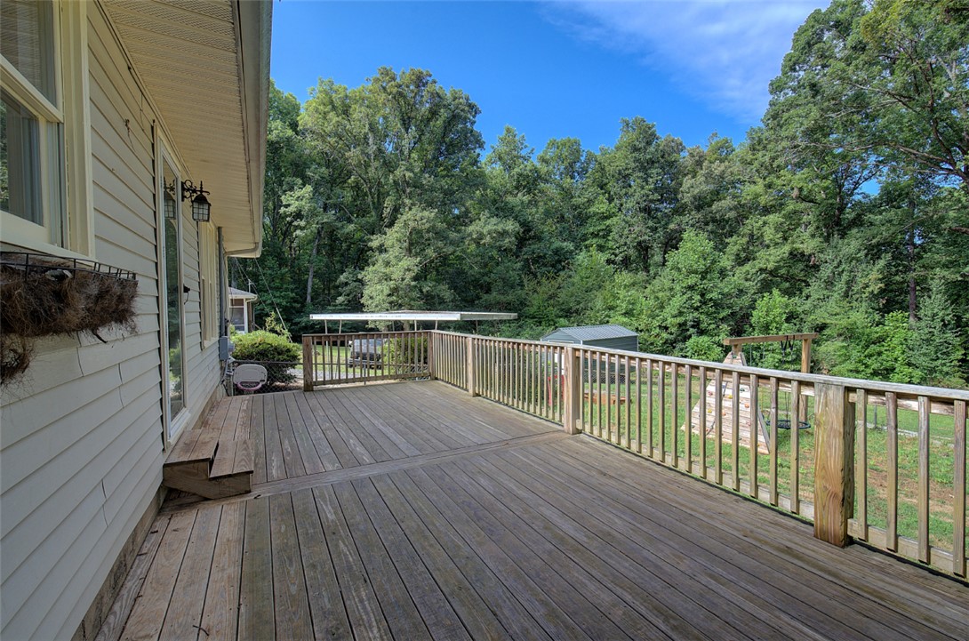 409 Hood Road Greenville, SC 29611 - Photo 45 of 49 Gallery Image 45