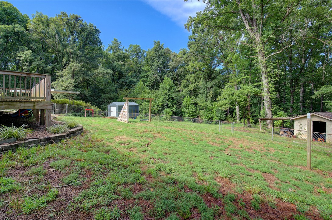 409 Hood Road Greenville, SC 29611 - Photo 46 of 49 Gallery Image 46