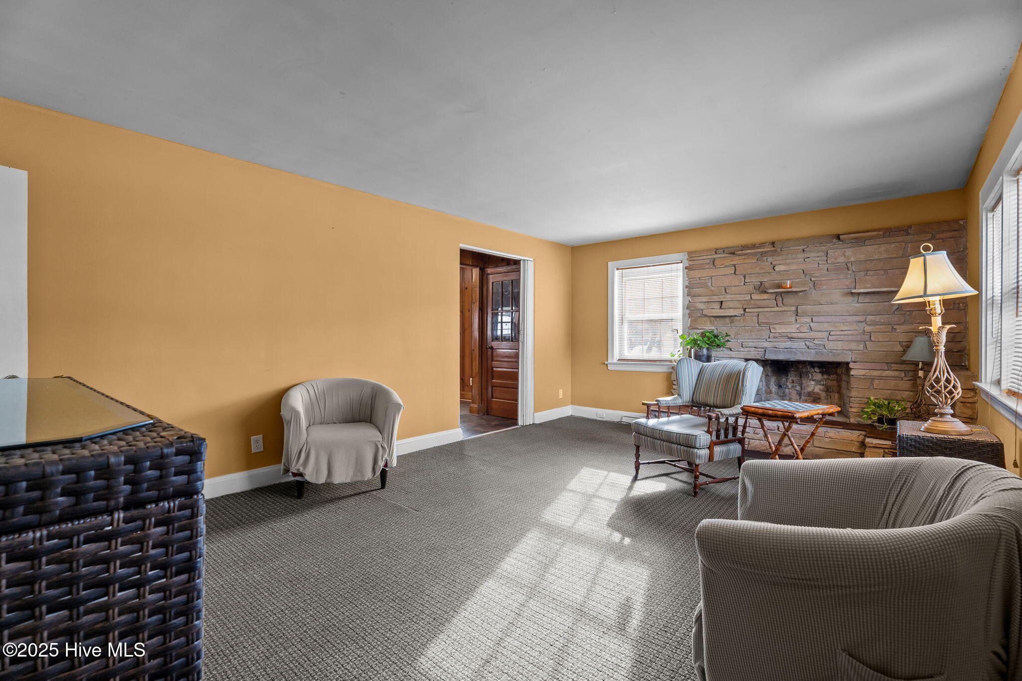 901 Leggett Road Rocky Mount, NC 27801 - Photo 15 of 41 Living Room