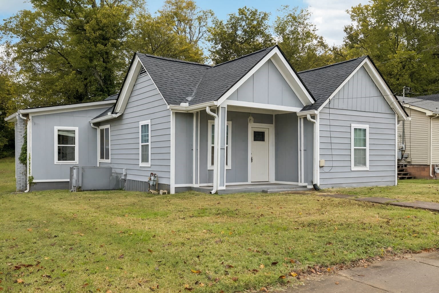 1007 Main Street Clarksville, TN 37040 - Photo 2 of 30 a view of a house with a yard