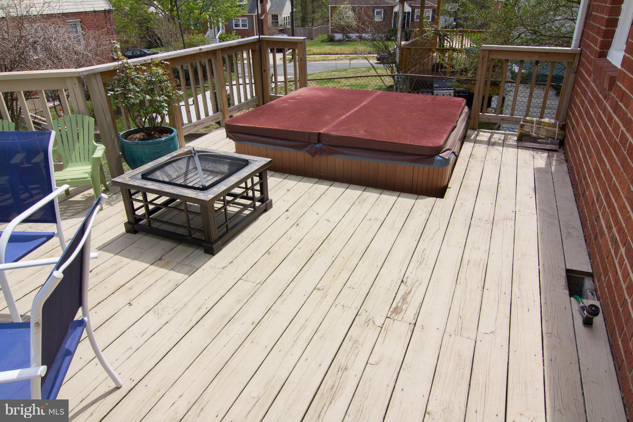 10505 Lester Street Silver Spring, MD 20902 - Photo 26 of 30 Large Trex deck!