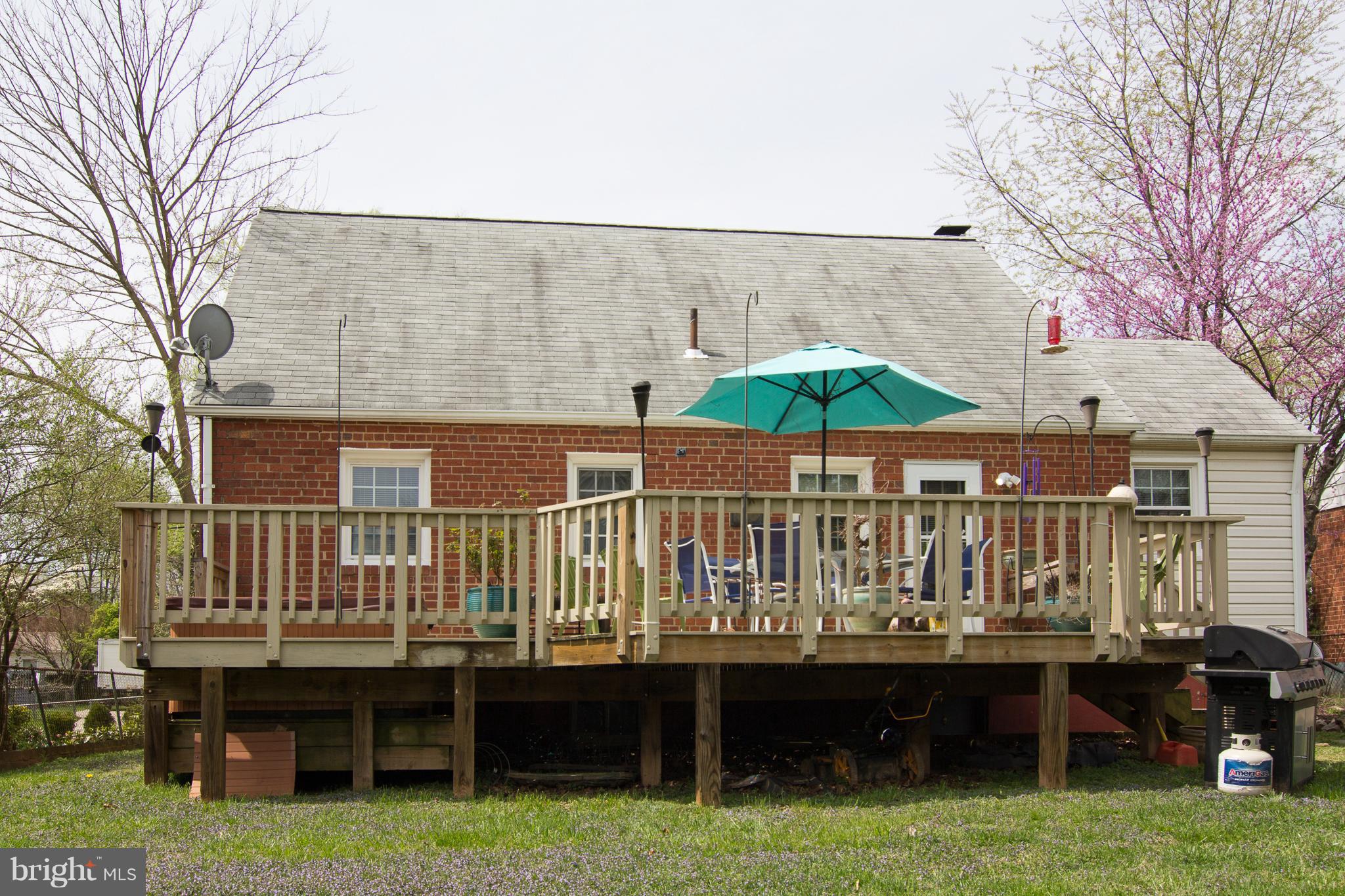 10505 Lester Street Silver Spring, MD 20902 - Photo 27 of 30 Beautiful, huge back deck.