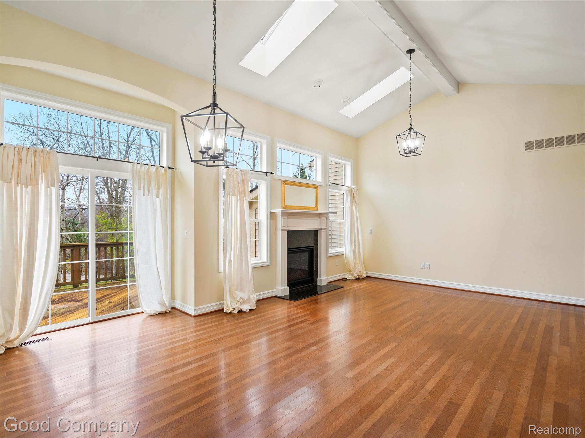 603 Poplar Court Rochester, MI 48306 - Photo 13 of 26 Gallery Image 13