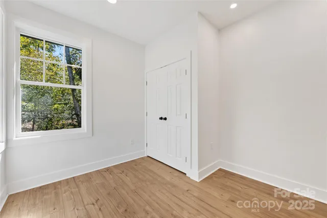 $608,000 | 1871 Lynmore Drive, Sherrills Ford, NC 28673