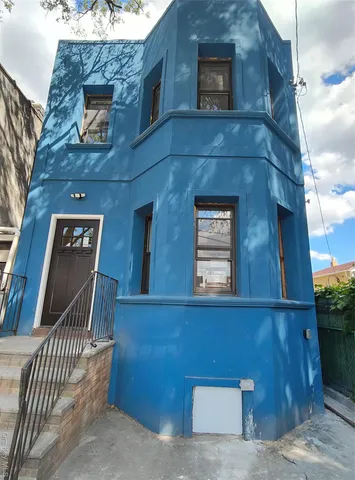 $859,000 | 132-25 Ruby Street | Lindenwood