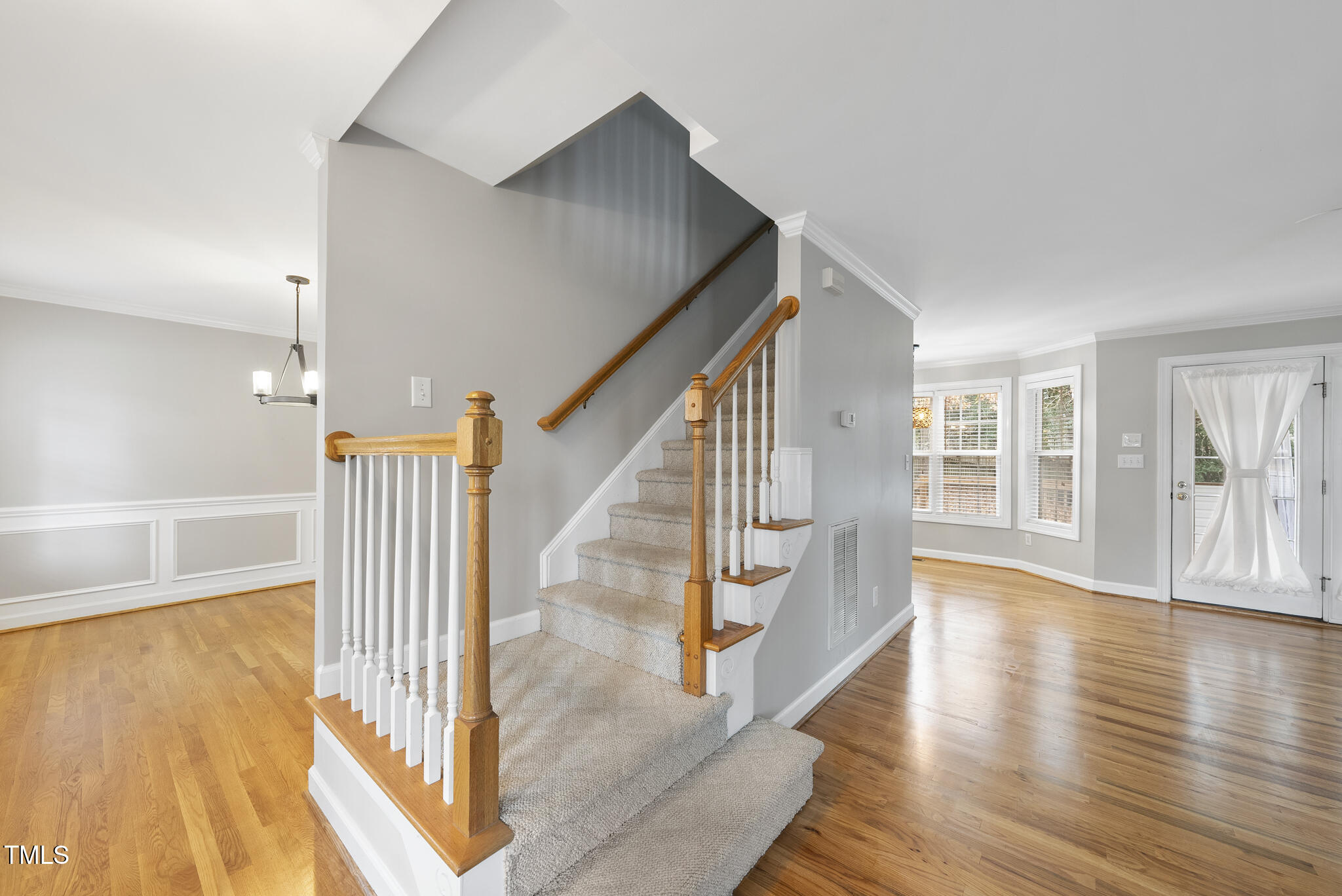 3215 Potthast Court Raleigh, NC 27616 - Photo 8 of 33 DSC04748