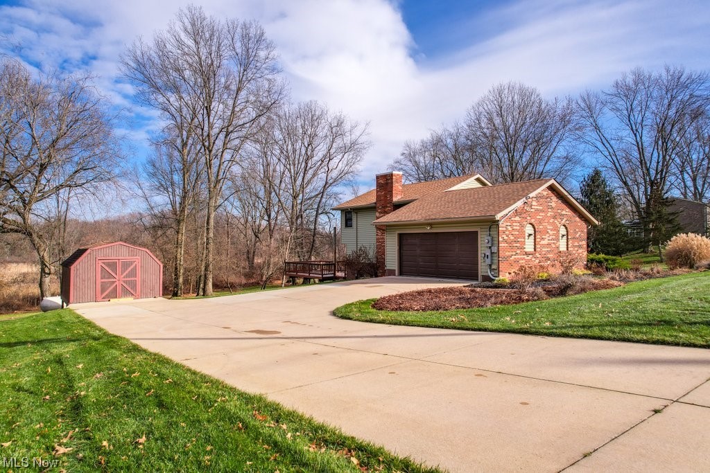 5281 Sullivan Road Hudson, OH 44236 - Photo 2 of 21
